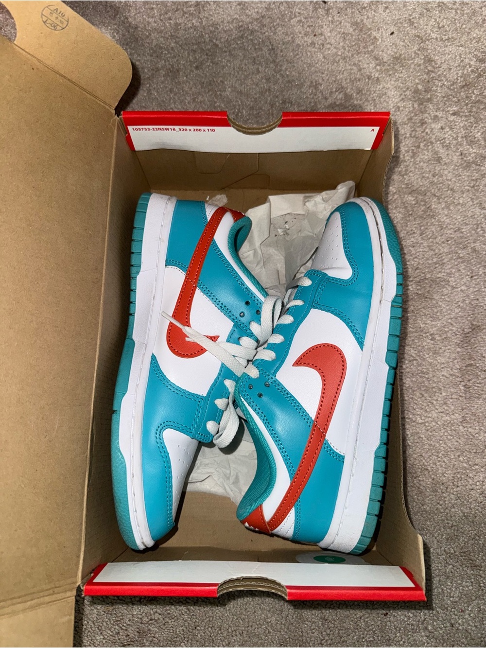 Nike Men's SB DUNK Low-Top Sneakers - White/Teal with Orange Swoosh
